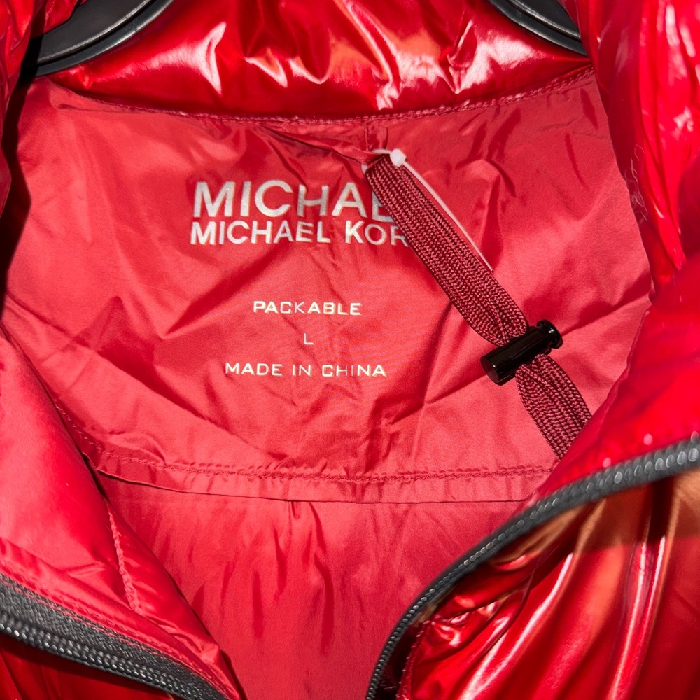 MICHAEL KORS HOODED DOWN PUFFER COAT. BN - Picture 3 of 10